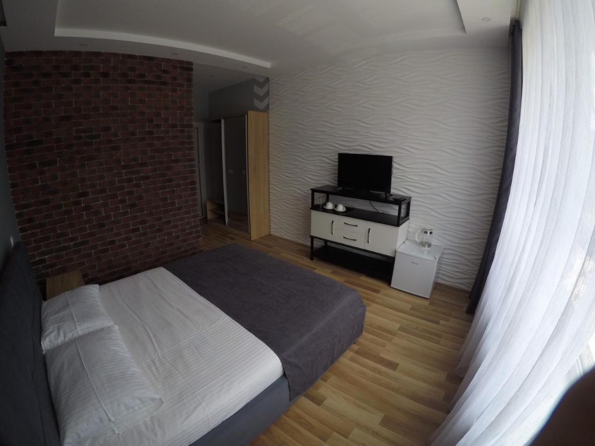 Edelberg Apartments Tatariv Eksteriør bilde