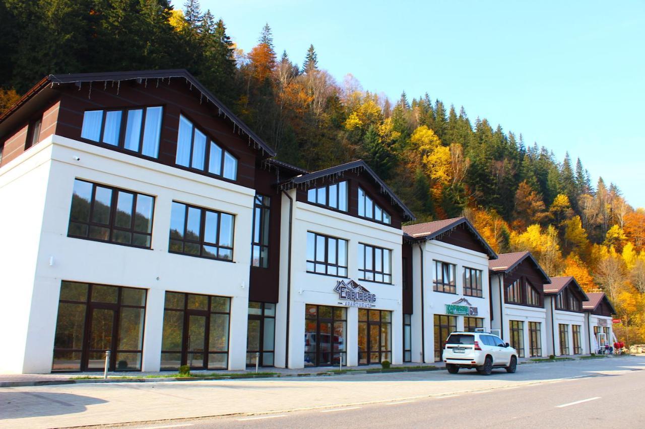 Edelberg Apartments Tatariv Eksteriør bilde